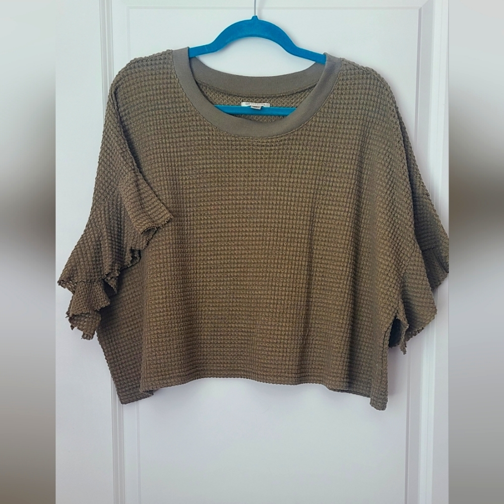 Versona Cropped Green Box Shirt